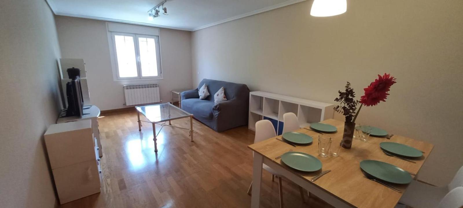 Apartamento Con 3 Dormitorios Y Garaje A 10 Minutos De Valladolid Eksteriør bilde